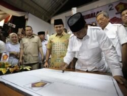 Prabowo Meresmikan Gedung Baru DPD Gerindra di Banten