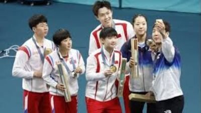 Olimpiade Paris 2024: Ketika Persahabatan Mengalahkan Perbedaan, Atlet Korea Selatan dan Korea Utara Berfoto Bersama