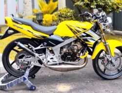 Mengungkap Keistimewaan Kawasaki Ninja SS: Mesin Bertenaga dan Desain Memukau