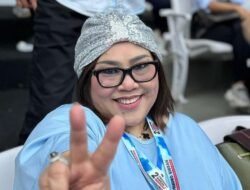“Perjuangan Nunung Sembuh dari Kanker Payudara: Kisah Inspiratif Jalani Kemoterapi Sambil Bekerja”