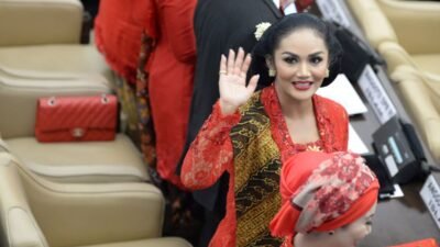 Krisdayanti Minta Maaf Kalah di Pilkada 2024: Sebuah Tanda Kematangan Politik
