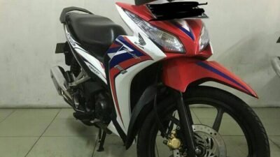 Honda Blade: Motor Bebek yang Mengedepankan Teknologi dan Efisiensi