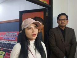 Dinar Candy Menjadi Ketua Pengajian Umi Pipik: Komitmen dan Transformasi Pribadi