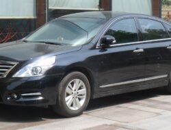 Nissan Teana: Sedan Mewah yang Memenuhi Kebutuhan Modern