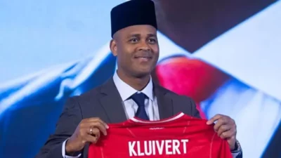 Kluivert Hadapi Tantangan Berat dalam Debut Bersama Timnas Indonesia
