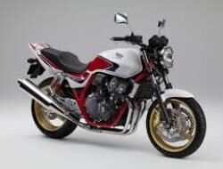Honda CB 400: Kinerja Optimal dengan Gaya Klasik