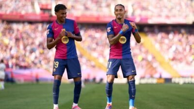 Raphinha Menjadi Bintang, Dekati Rekor Cristiano Ronaldo di Barcelona
