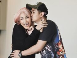 Jennifer Jill dan Ajun Perwira Rayakan Adopsi Bayi Perempuan