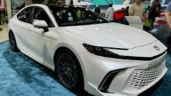Toyota Camry 2025: Sedan Mewah dengan Teknologi Terdepan