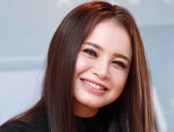 Rossa Mengisyaratkan Keinginan Terjun ke Politik Demi Musisi Indonesia