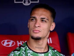 Real Betis Berupaya Mempermanenkan Antony