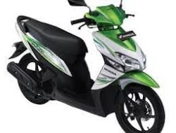 Honda Vario 110: Skutik Irit dan Stylish untuk Mobilitas Harian