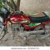 Honda CD70: Motor Ekonomis untuk Pekerja dengan Desain Klasik