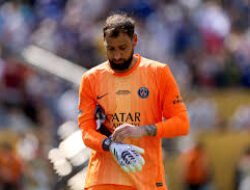 Gianluigi Donnarumma Resmi Didepak dari PSG: Apa yang Salah?