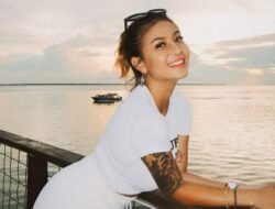 Awkarin Tanggapi Tuduhan Hamil dan Pindah ke Luar Negeri