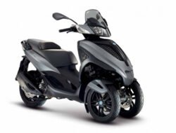 Piaggio MP3 500: Solusi Transportasi yang Efisien dan Stylish