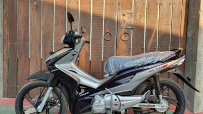 Honda Revo AT: Motor Bebek Bertransmisi Matic Pertama di Indonesia