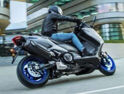 Memahami Yamaha TMAX DX – Skuter Maxi Terhebat di Kelasnya