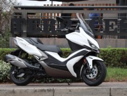 Kymco Xciting 400i: Skuter Sporty dengan Performa Tinggi yang Telah Dihentikan