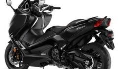 Yamaha TMAX DX: Skuter Premium yang Menggoda