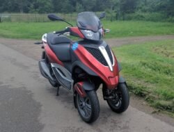Piaggio MP3 Yourban: Inovasi Skuter Tiga Roda yang Memukau