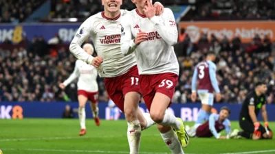 Aston Villa Curi Kemenangan dari Manchester United