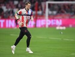 Cedera Betis Neuer Jadi Catatan di Tengah Kemenangan 4-1 Bayern atas Gladbach