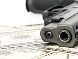 Terbongkar! Perakit Senjata Ilegal di Bandung Ditangkap, Polisi Ungkap Jejak Panjang Aktivitas Tersangka