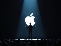 Siapa CEO Baru Apple? Mengenal John Ternus, Insinyur yang Kini Memegang Kendali Perusahaan Raksasa Teknologi