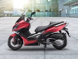 Kymco Xciting 400i dan Cerita di Balik Skutik Besar yang Tidak Banyak Dipilih