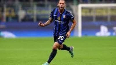 Inter Milan Dapat Angin Segar, Hakan Calhanoglu Putuskan Tetap Bertahan di Tengah Ketidakpastian